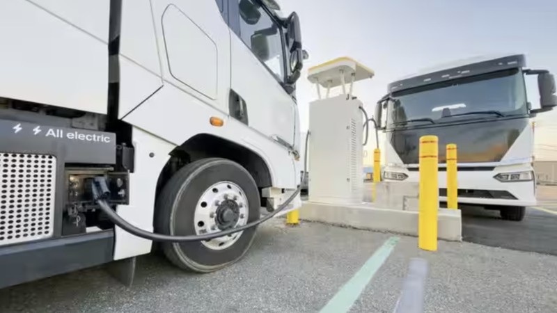 The Economic Times — Big corporates plug into electric trucks as rising diesel and logistics expenses drive a rethink